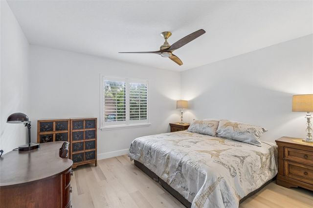 3602 ARLINGTON OAKS COURT, Tampa, FL 33618