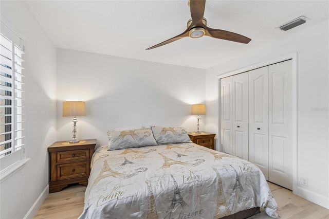 3602 ARLINGTON OAKS COURT, Tampa, FL 33618