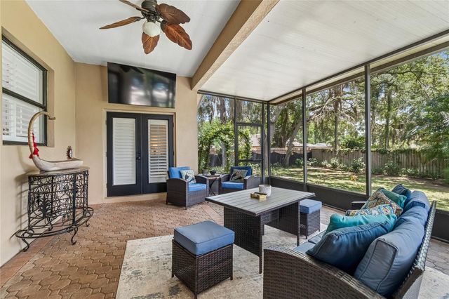 3602 ARLINGTON OAKS COURT, Tampa, FL 33618