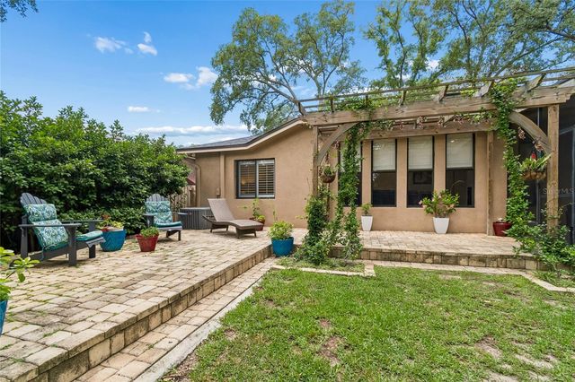 3602 ARLINGTON OAKS COURT, Tampa, FL 33618