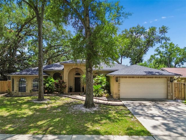 3602 ARLINGTON OAKS COURT, Tampa, FL 33618