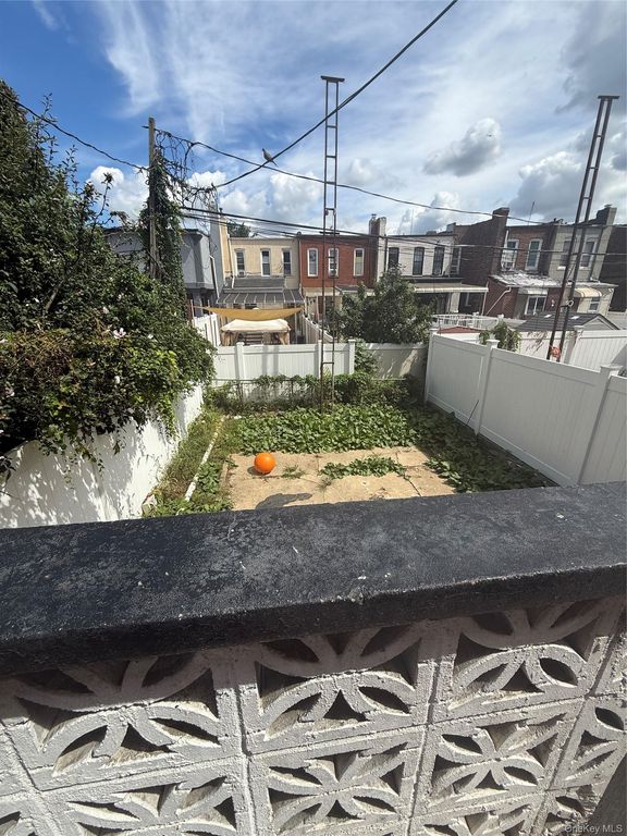 269 Grant Avenue, Brooklyn, NY 11208 — photo 3