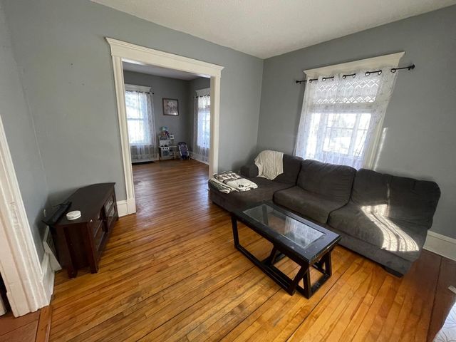 3422 S 31st Avenue, Minneapolis, MN 55406