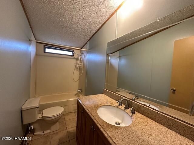121 Cane Wagon Drive, Youngsville, LA 70592