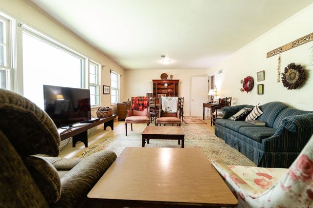 1701 W 4th, Fordyce, AR 71742