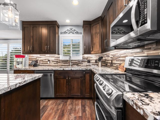 15091 S STEP RD, Herriman, UT 84096