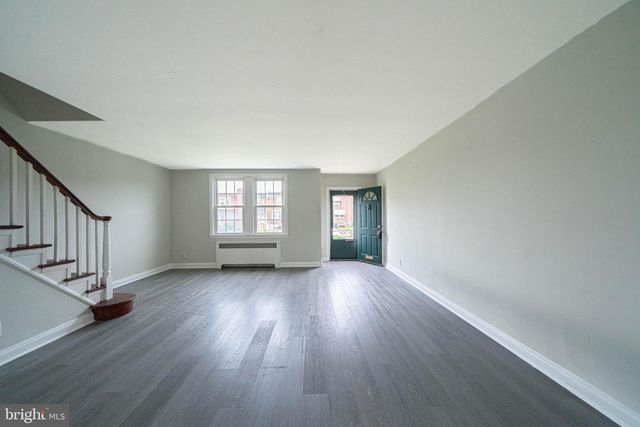 2910 KNORR ST, Philadelphia, PA 19149