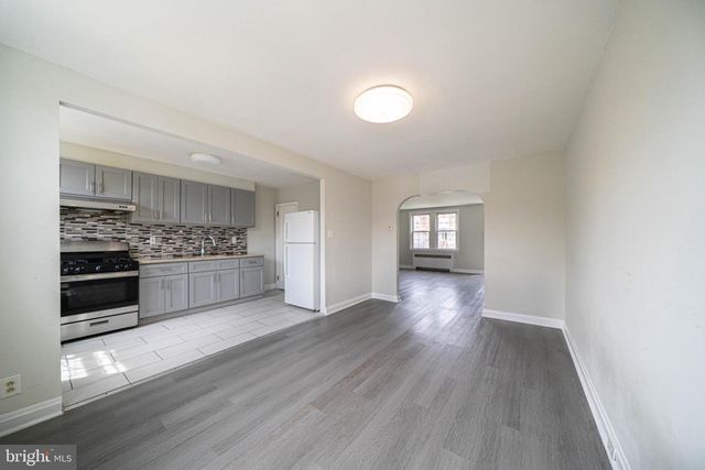 2910 KNORR ST, Philadelphia, PA 19149