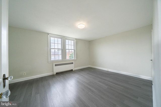 2910 KNORR ST, Philadelphia, PA 19149