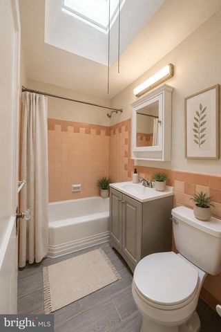 2910 KNORR ST, Philadelphia, PA 19149