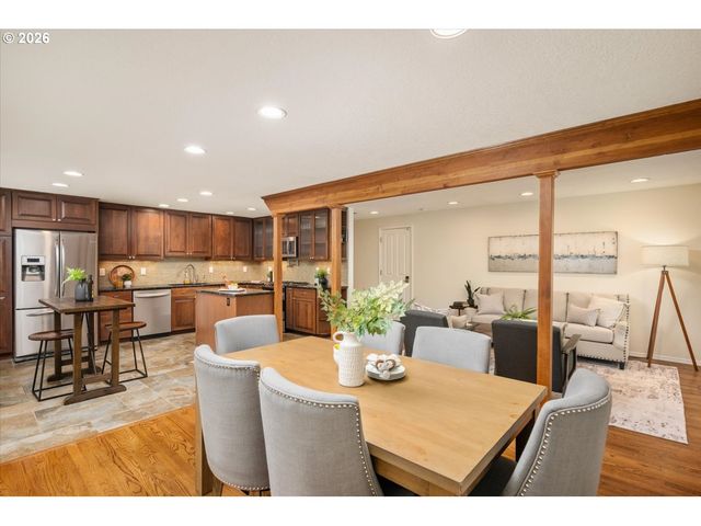 2160 Nw 153RD Pl, Beaverton, OR 97006