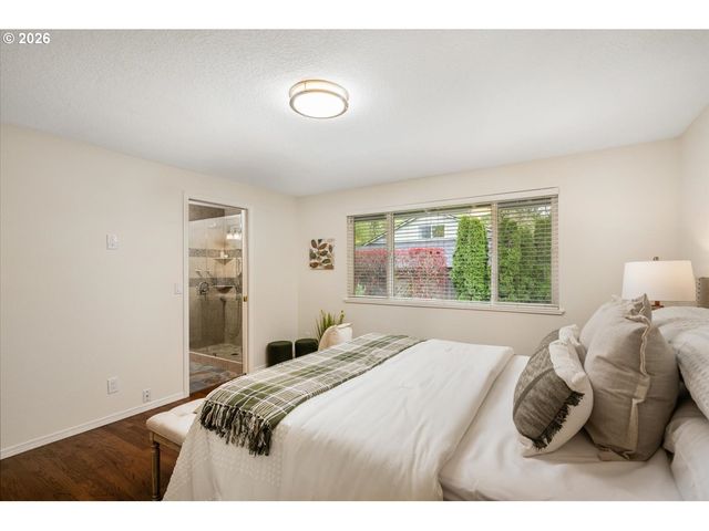 2160 Nw 153RD Pl, Beaverton, OR 97006