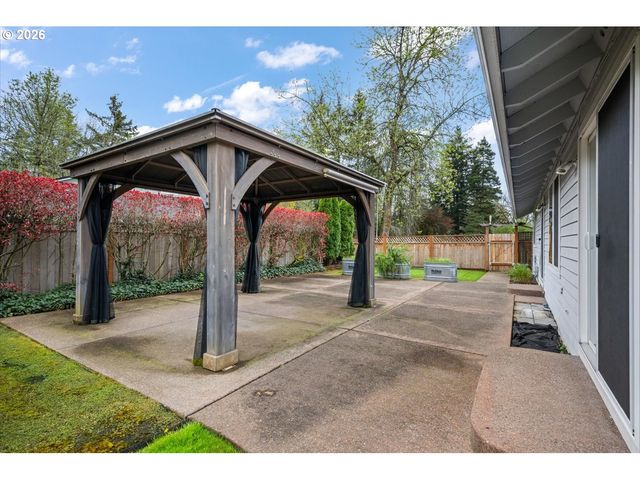 2160 Nw 153RD Pl, Beaverton, OR 97006