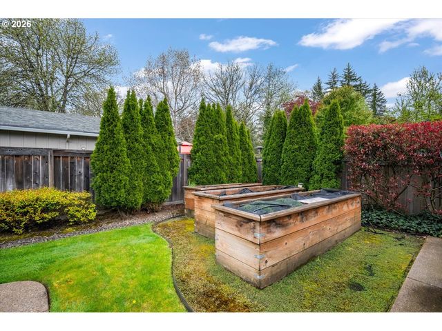 2160 Nw 153RD Pl, Beaverton, OR 97006