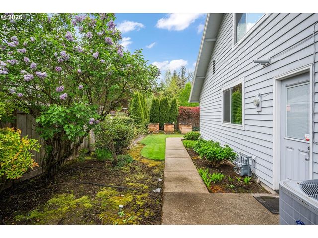 2160 Nw 153RD Pl, Beaverton, OR 97006