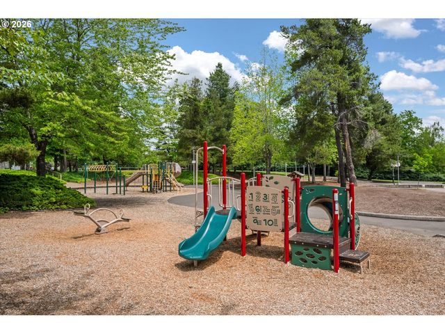 2160 Nw 153RD Pl, Beaverton, OR 97006