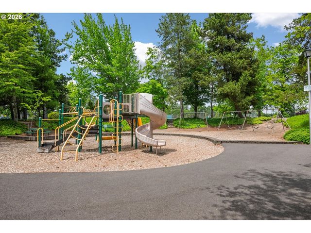 2160 Nw 153RD Pl, Beaverton, OR 97006