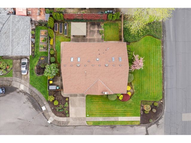 2160 Nw 153RD Pl, Beaverton, OR 97006