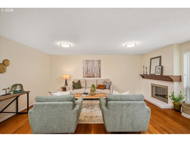 2160 Nw 153RD Pl, Beaverton, OR 97006