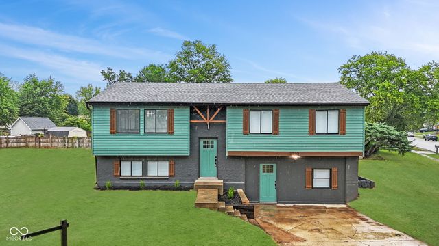3910 Mistletoe Drive, Indianapolis, IN 46237