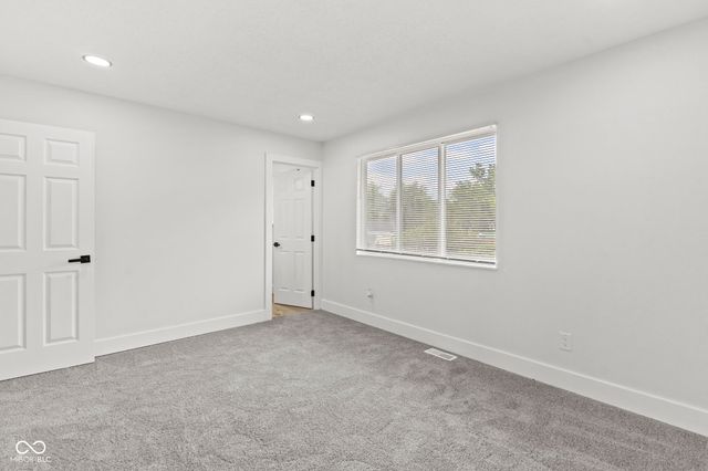 3910 Mistletoe Drive, Indianapolis, IN 46237