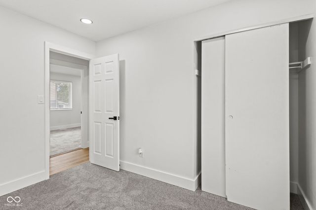 3910 Mistletoe Drive, Indianapolis, IN 46237