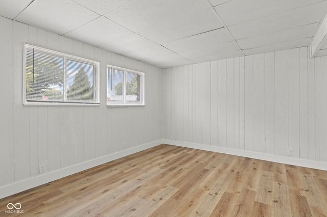 3910 Mistletoe Drive, Indianapolis, IN 46237