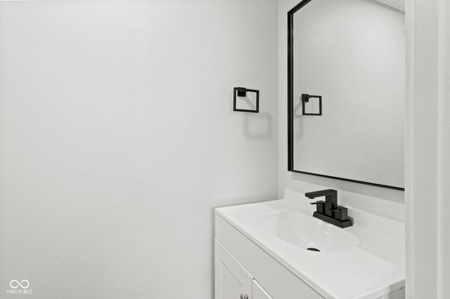 3910 Mistletoe Drive, Indianapolis, IN 46237