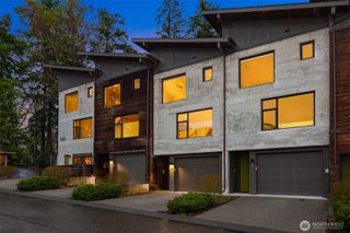 522 Madrona Way NE #4, Bainbridge Island, WA 98110