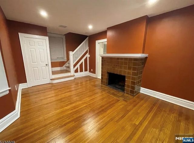 216 Lincoln Place, Irvington, NJ 07111