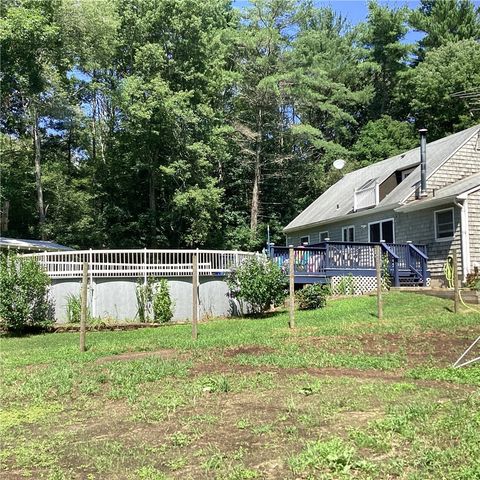 6786 Flat River Road, Coventry, RI 02827