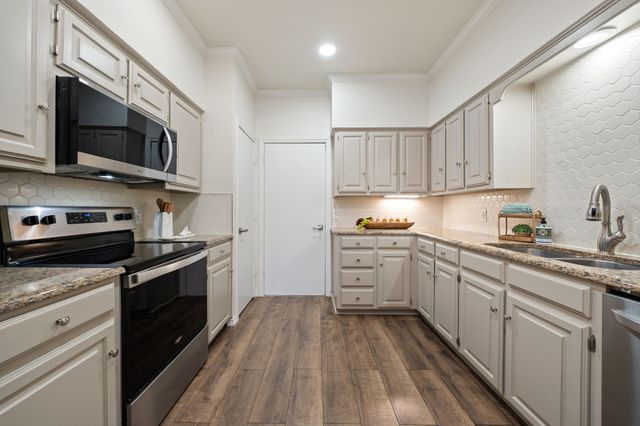 3616 Fore Circle, Farmers Branch, TX 75234