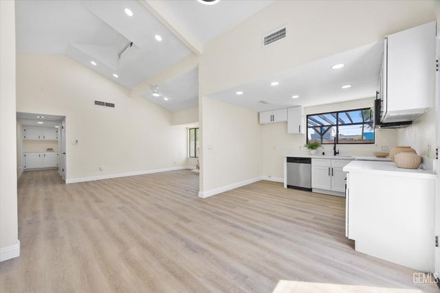 6921 Natchitoches Way, Bakersfield, CA 93309