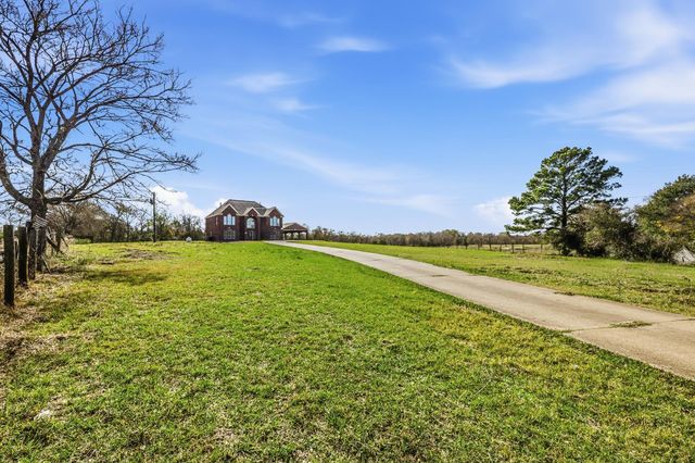 33 Chandlers Way, Huntsville, TX 77320