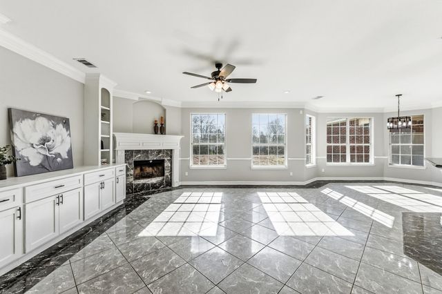 33 Chandlers Way, Huntsville, TX 77320