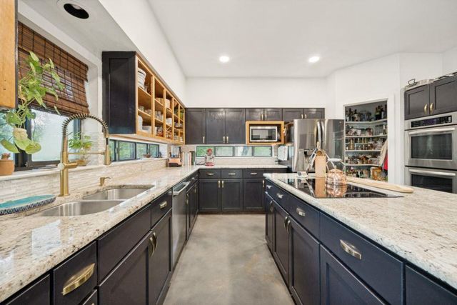5804 Ginre CV, Austin, TX 78759