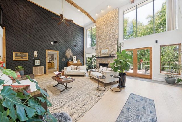 5804 Ginre CV, Austin, TX 78759