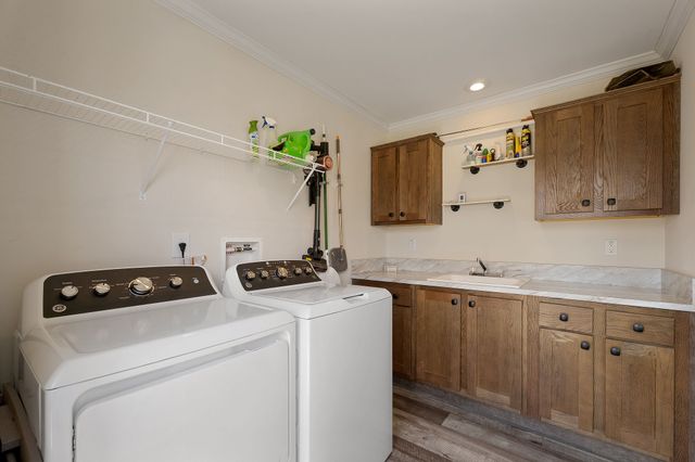 2196 Bethany Rd, Mcminnville, TN 37110