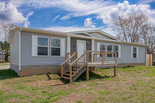 2196 Bethany Rd, Mcminnville, TN 37110