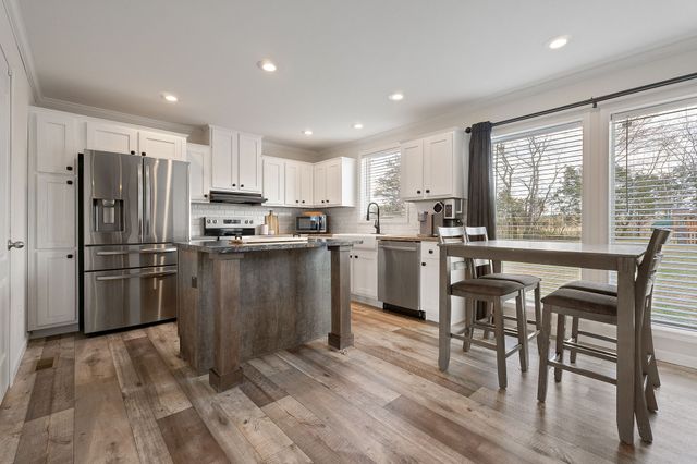 2196 Bethany Rd, Mcminnville, TN 37110