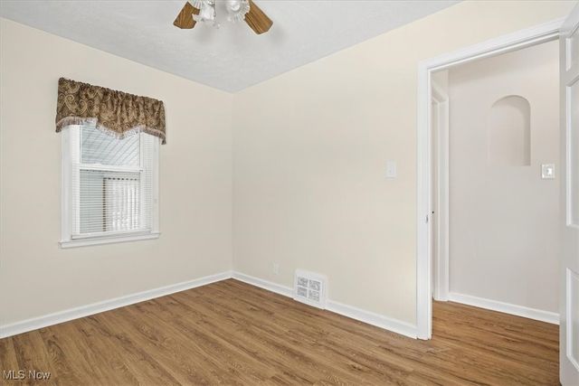 1188 Hardesty Boulevard, Akron, OH 44320