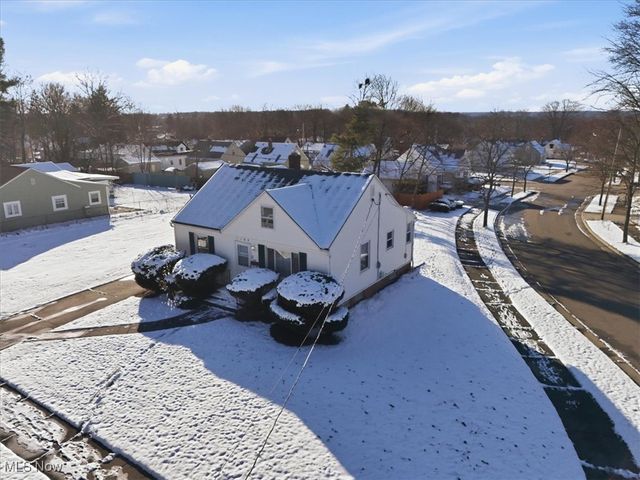 1188 Hardesty Boulevard, Akron, OH 44320