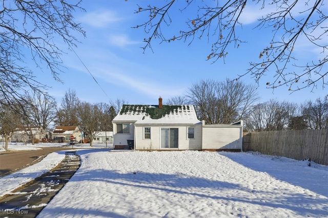 1188 Hardesty Boulevard, Akron, OH 44320