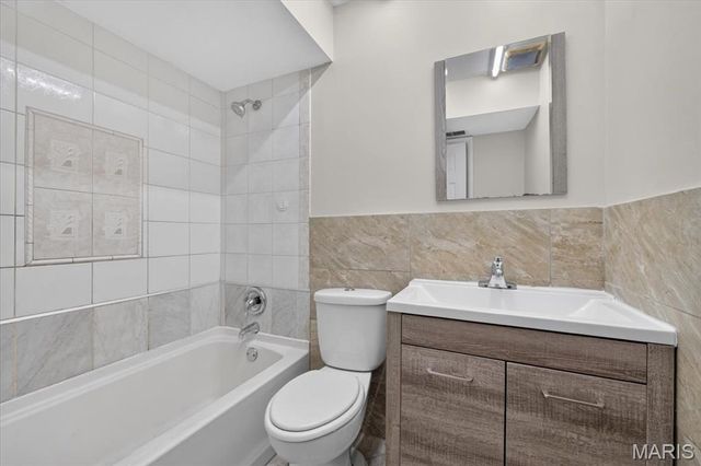 2522 Hackman Drive, St Louis, MO 63136