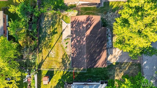 2522 Hackman Drive, St Louis, MO 63136