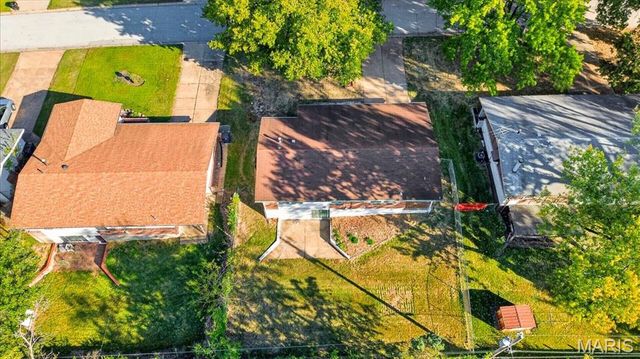 2522 Hackman Drive, St Louis, MO 63136