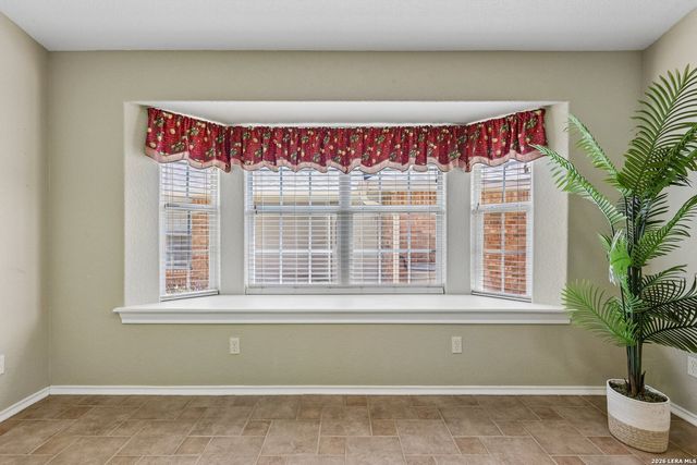 1217 Victory, Kerrville, TX 78028