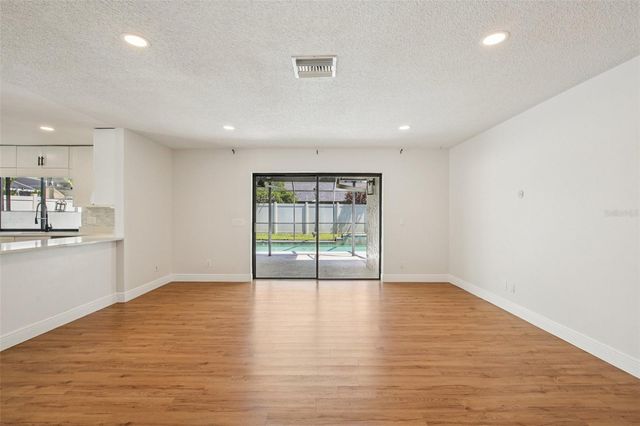 1419 WINDMILL POINTE ROAD, Palm Harbor, FL 34685