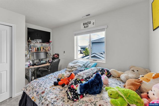 4940 Skylab Av NE, Salem, OR 97305