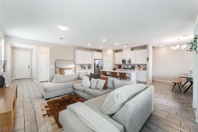 7010 Calvert Cliffs Street, North Las Vegas, NV 89084